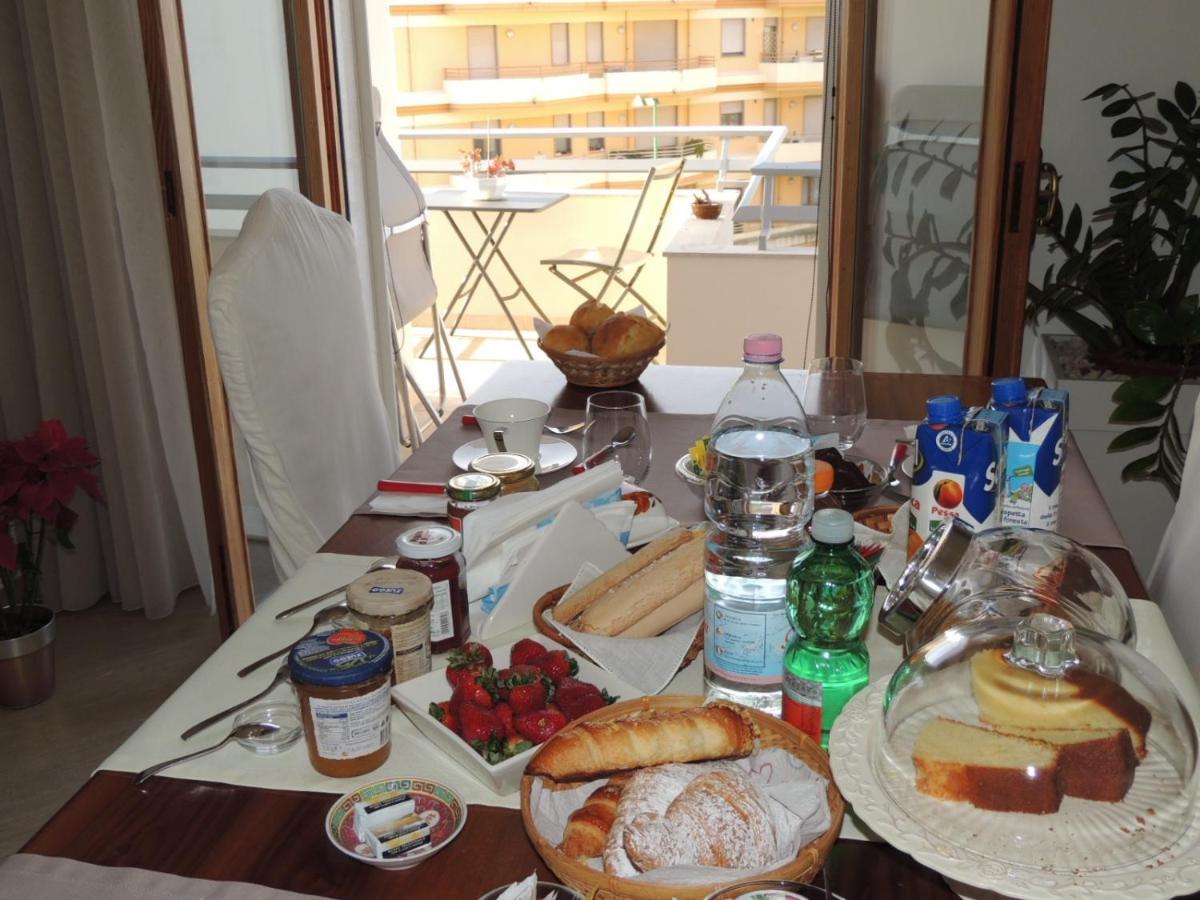 Bed and Breakfast La Terrazza Oristano Exterior foto